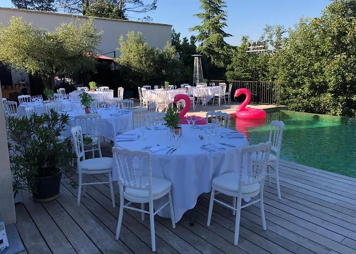 Sous Les oliviers - Piscine chauffée à débordement - Charming
