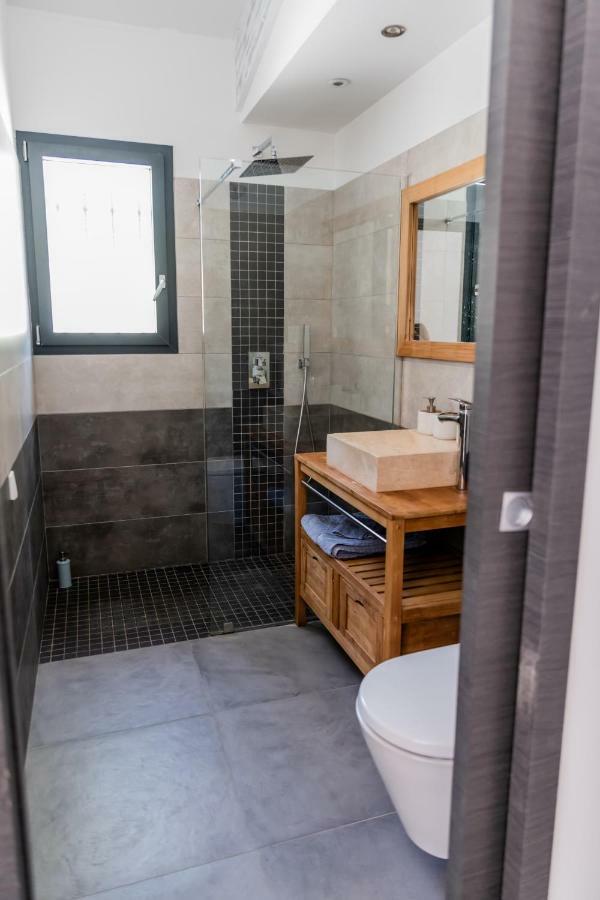 Sous Les Oliviers - Jacuzzi - De Standing Tout-equipes Bed & Breakfast Saint-Maximin-la-Sainte-Baume